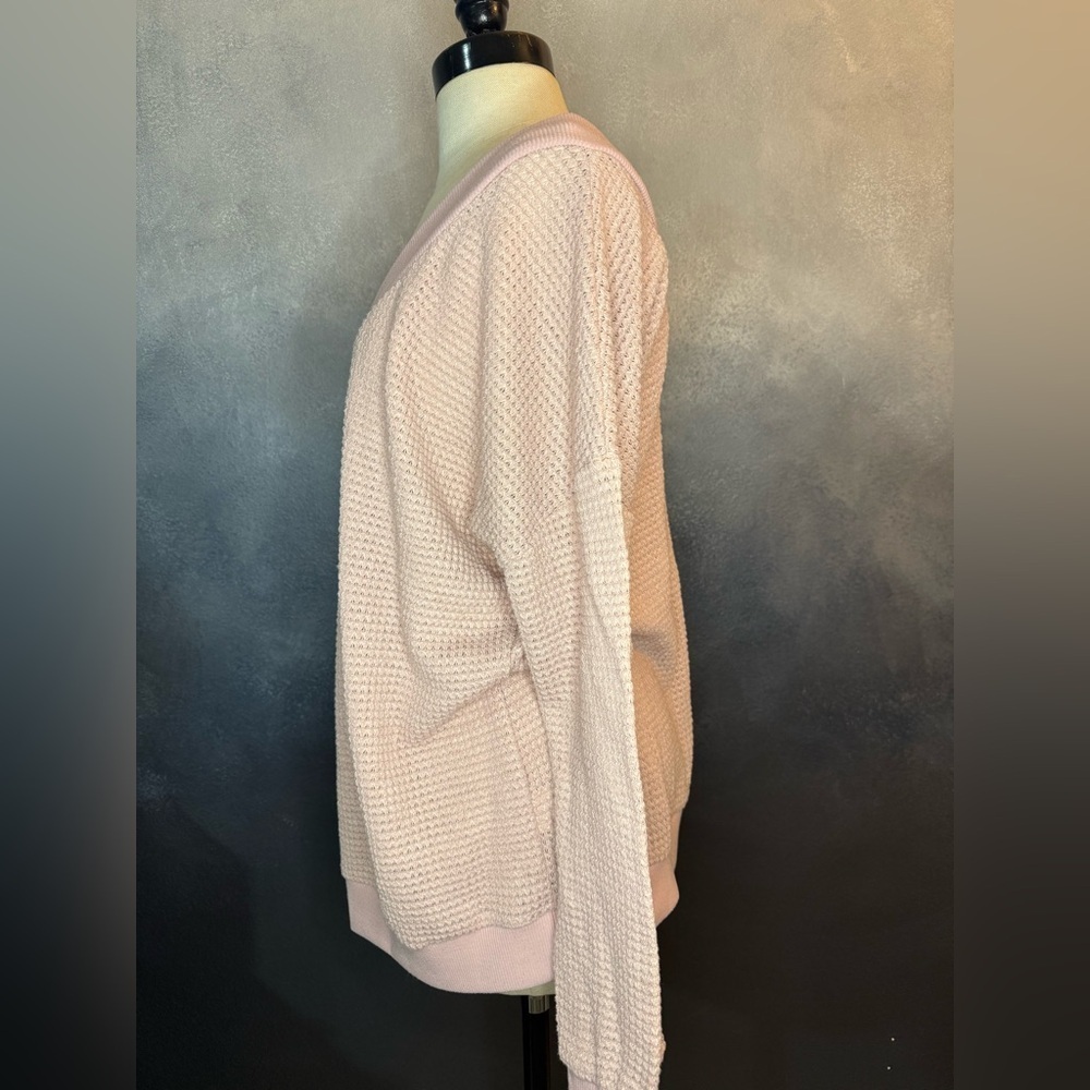 Blush Pink Waffle Knit V-Neck Sweater – Size Large - Picture 2 of 7